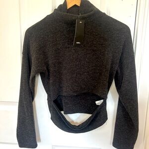 NWT 21 Saints Gray Mock Turtleneck Long Sleeve Crop with Cutout Size Large